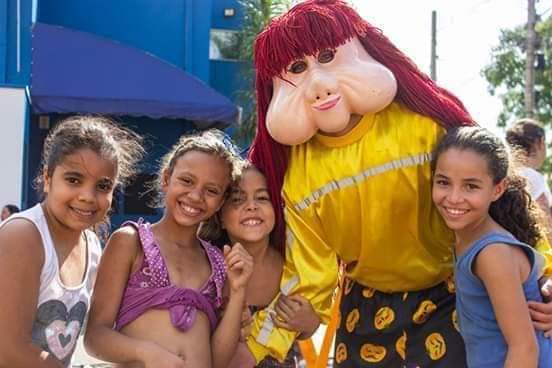 Foto 5 de 8 — De Graça: festa Infantil resgata brincadeiras e leva alegria as crianças do bairro Maria Luiza